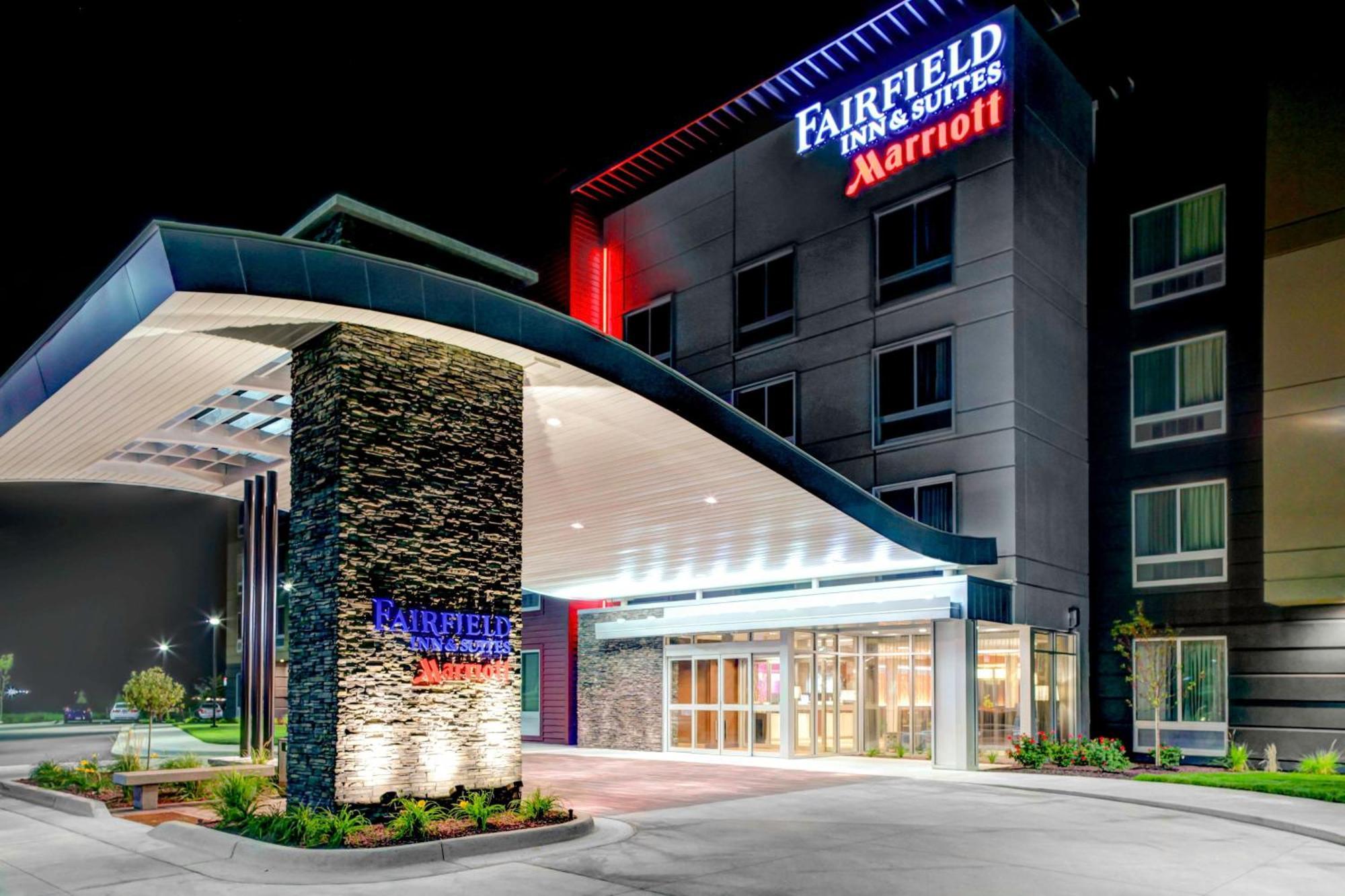 Fairfield Inn & Suites By Marriott Lansing At Eastwood Exterior foto